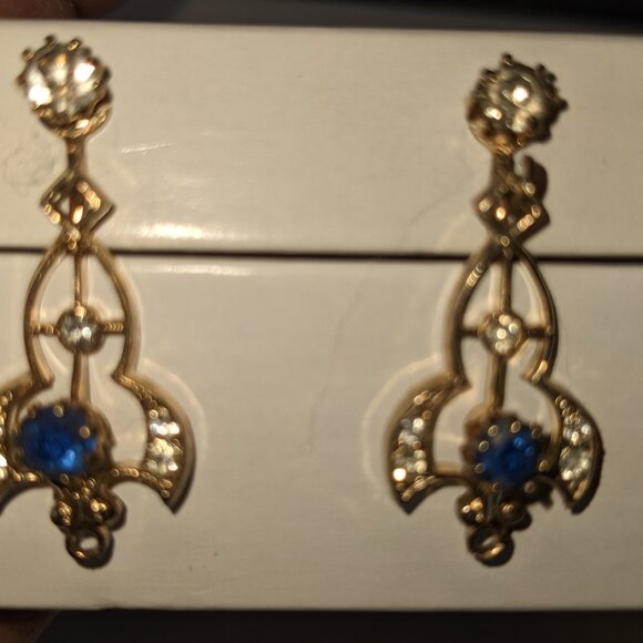 Sapphire & Gold Screw back Earrings Vintage - Picture 2 of 2